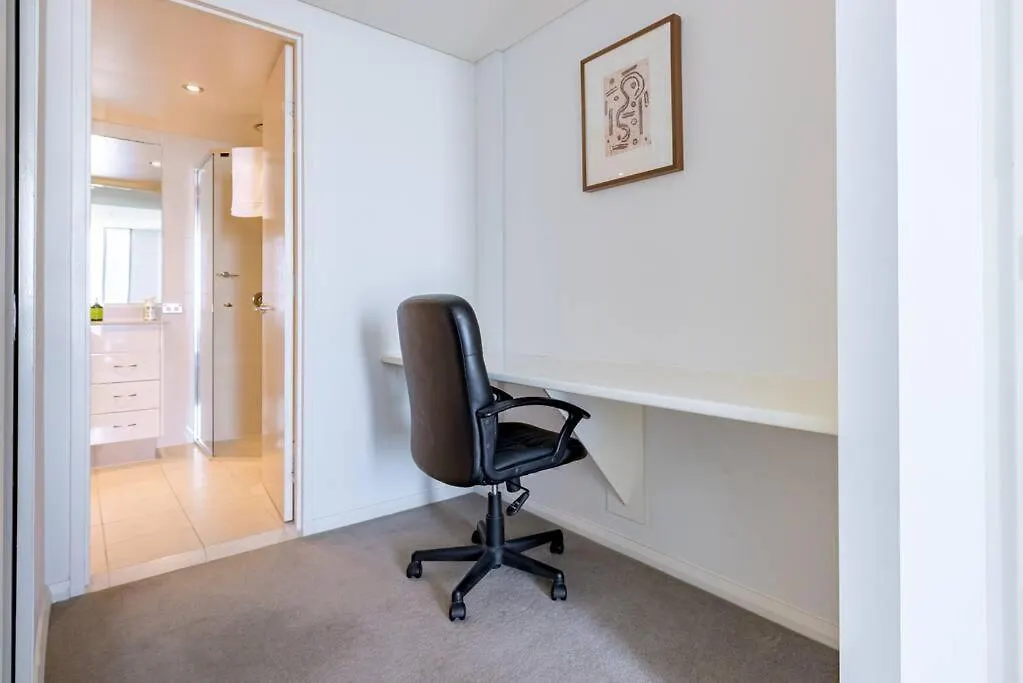 Southport Sea Views - Shores Apartment 黄金海岸