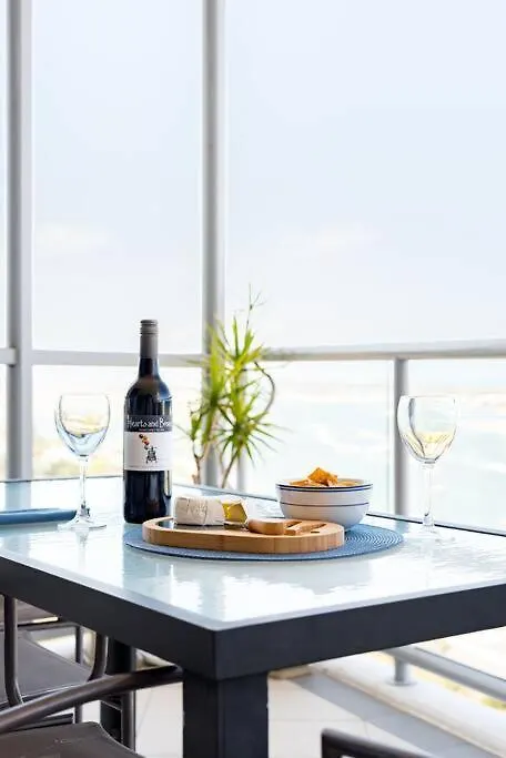 Southport Sea Views - Shores Apartment 黄金海岸